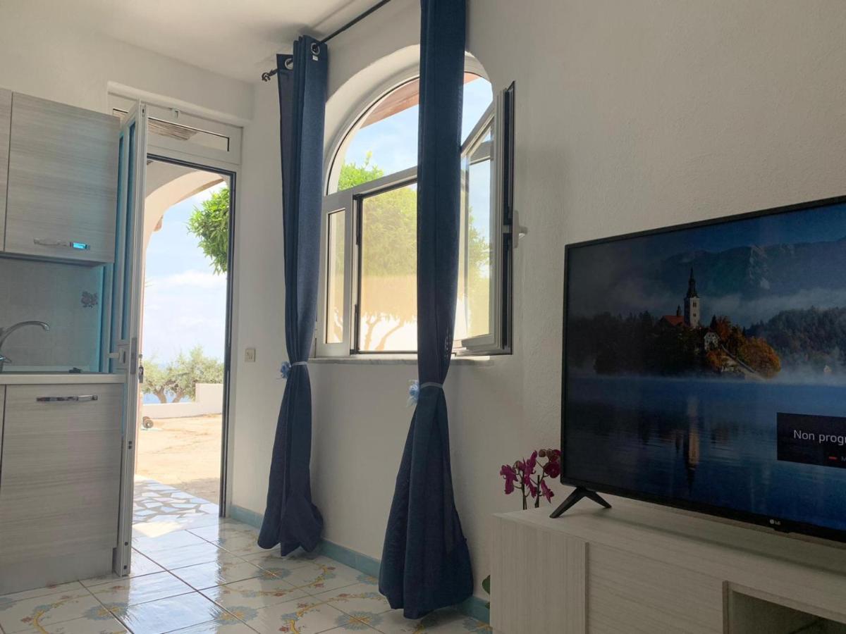 Casa Colomba Sant'angelo Apartment *